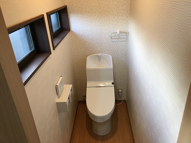 和式のトイレから手洗い付きの洋式トイレに交換｜高崎市
